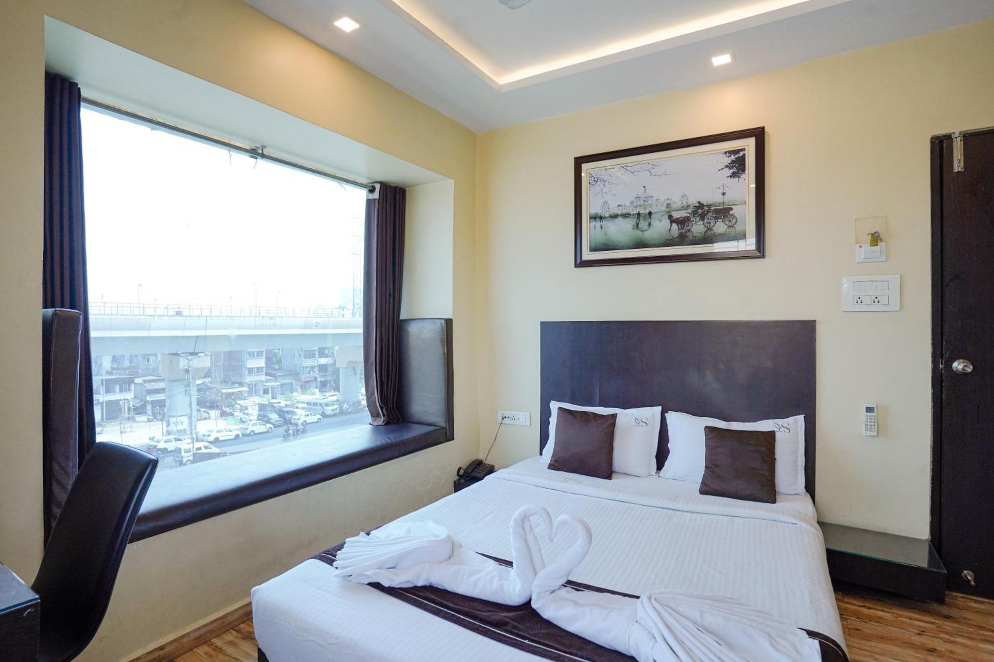 Hotel Sheldon International Near Science City Calcutta Buitenkant foto
