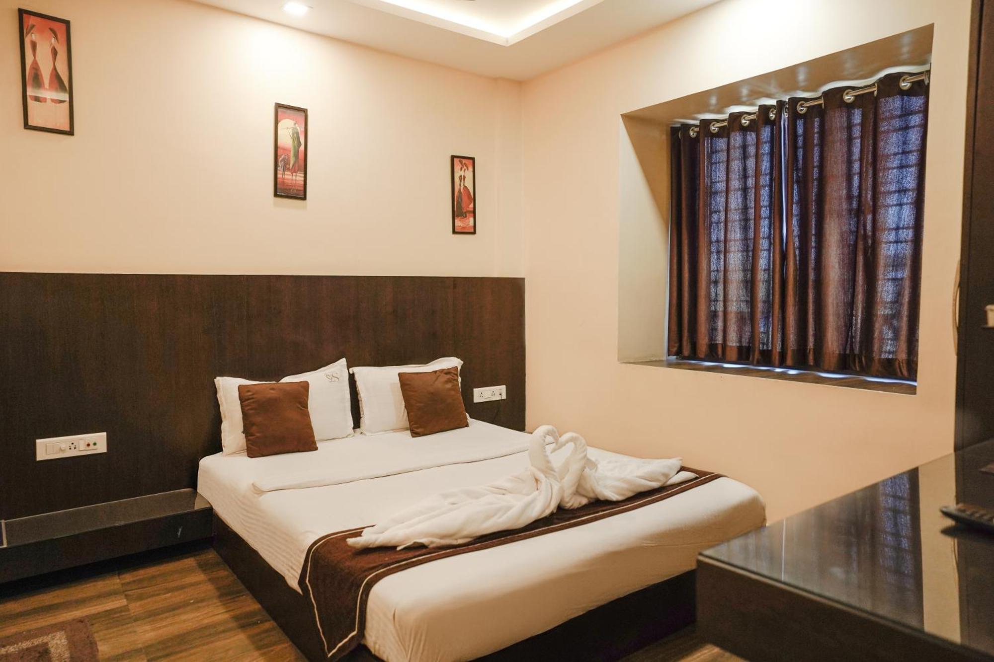 Hotel Sheldon International Near Science City Calcutta Buitenkant foto