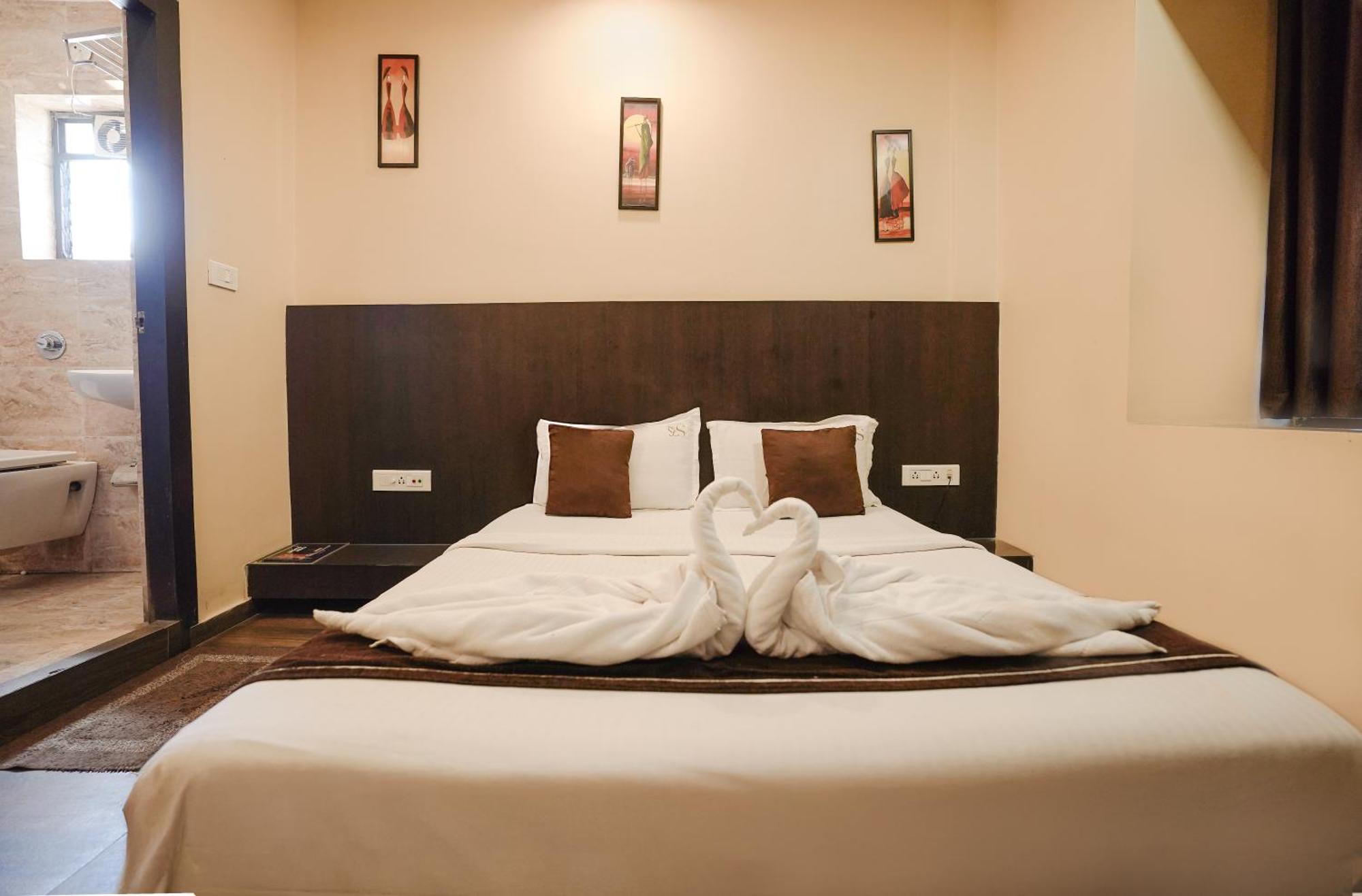Hotel Sheldon International Near Science City Calcutta Buitenkant foto