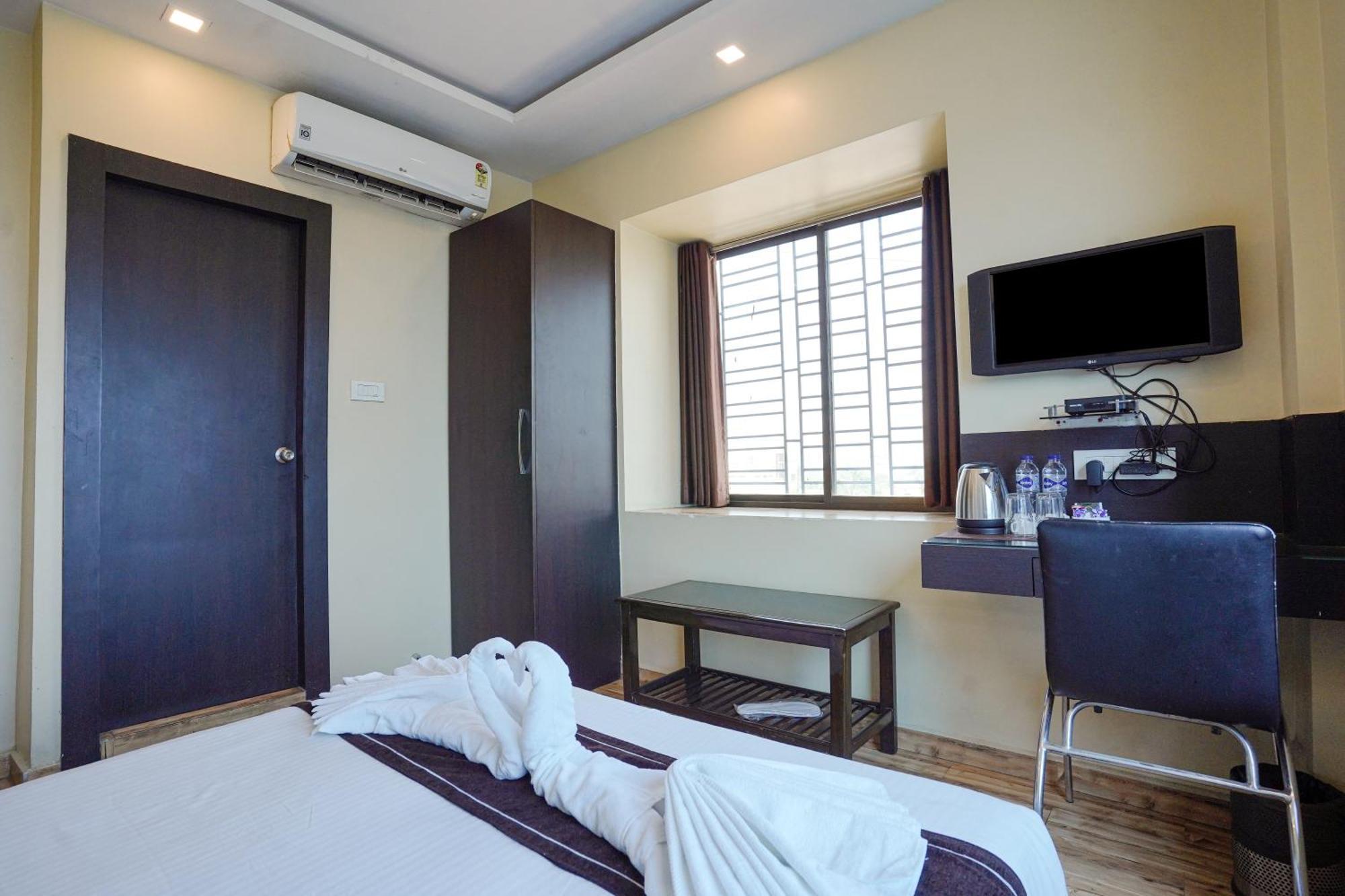 Hotel Sheldon International Near Science City Calcutta Buitenkant foto